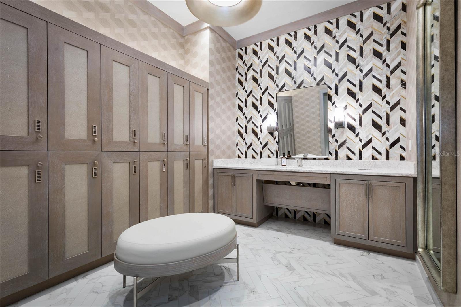 115 BAY LAKE DR, ORMOND BEACH, FL, 32174