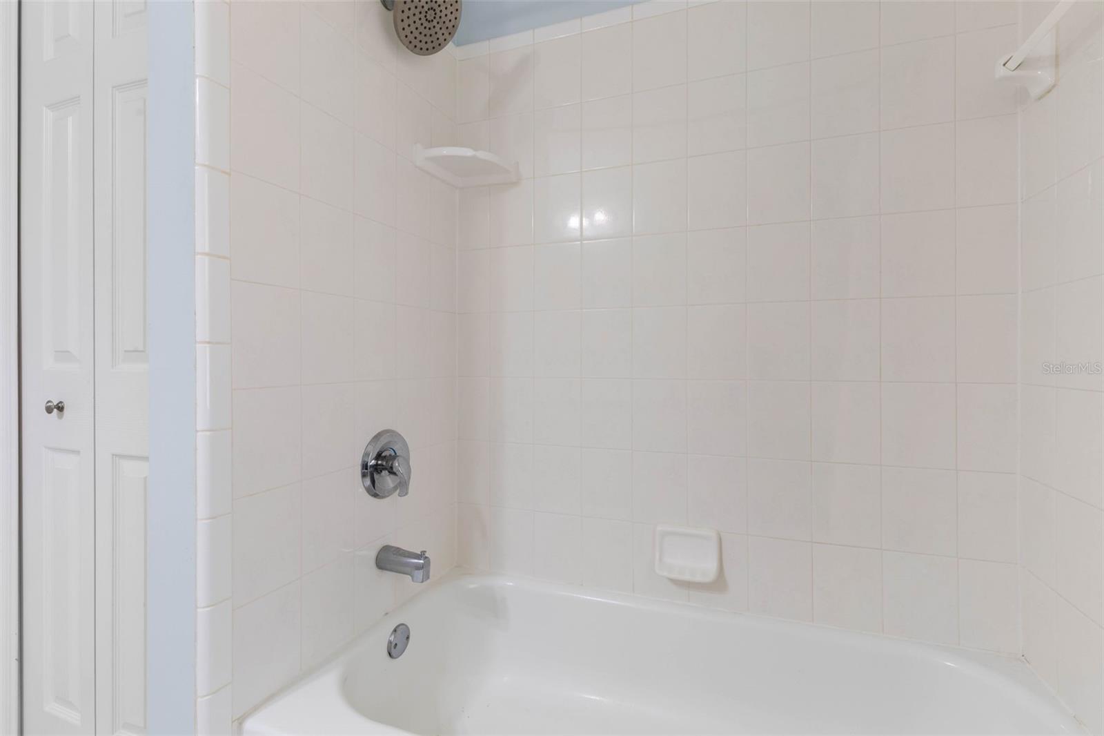 115 BAY LAKE DR, ORMOND BEACH, FL, 32174