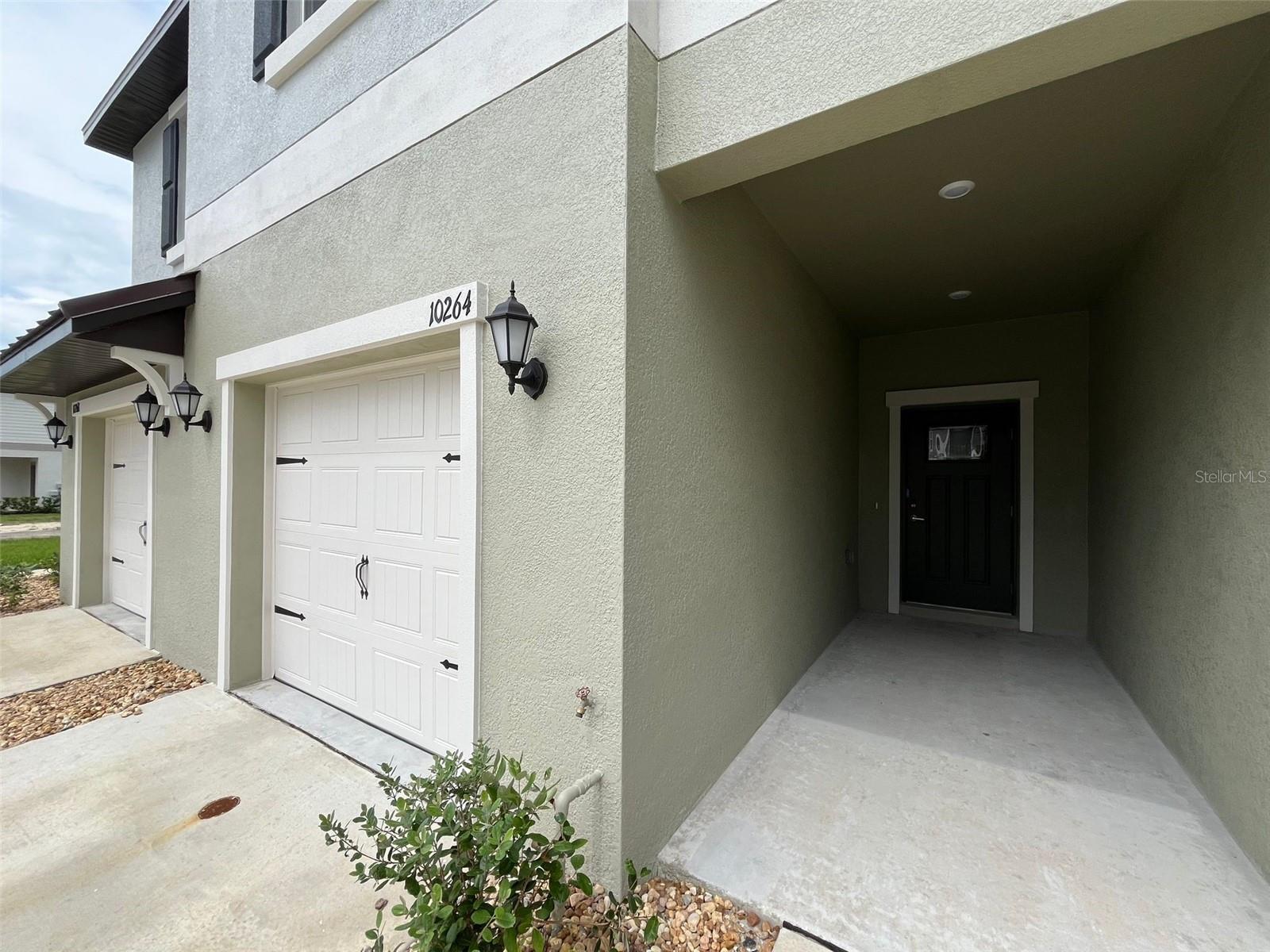 10264 TRUMPET HONEYSUCKLE WAY, SAN ANTONIO, FL, 33576