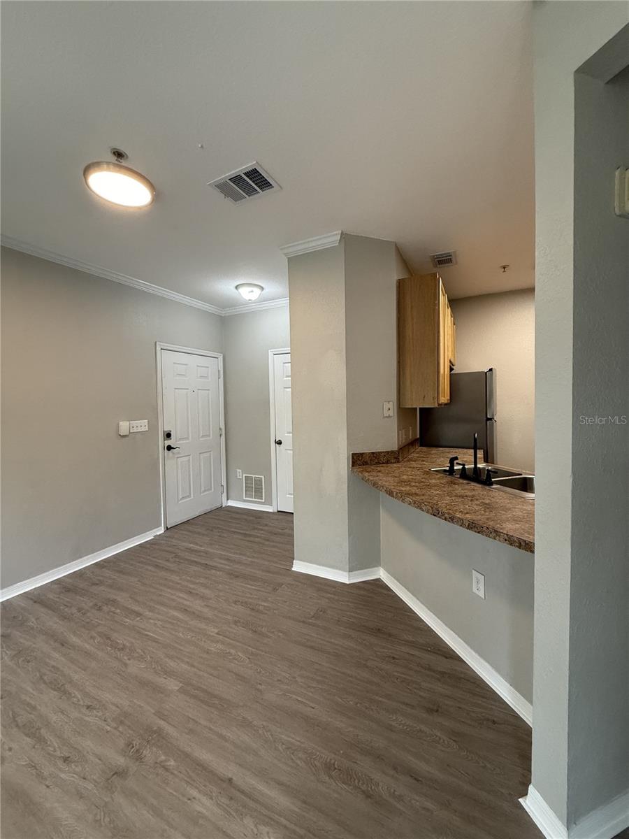 10019 COURTNEY PALMS BLVD #204, TAMPA, FL, 33619