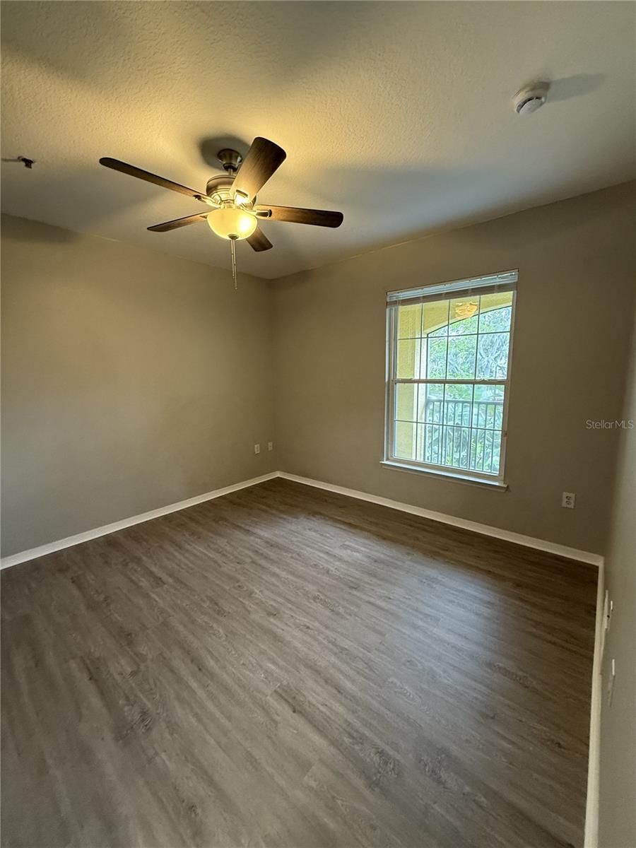 10019 COURTNEY PALMS BLVD #204, TAMPA, FL, 33619