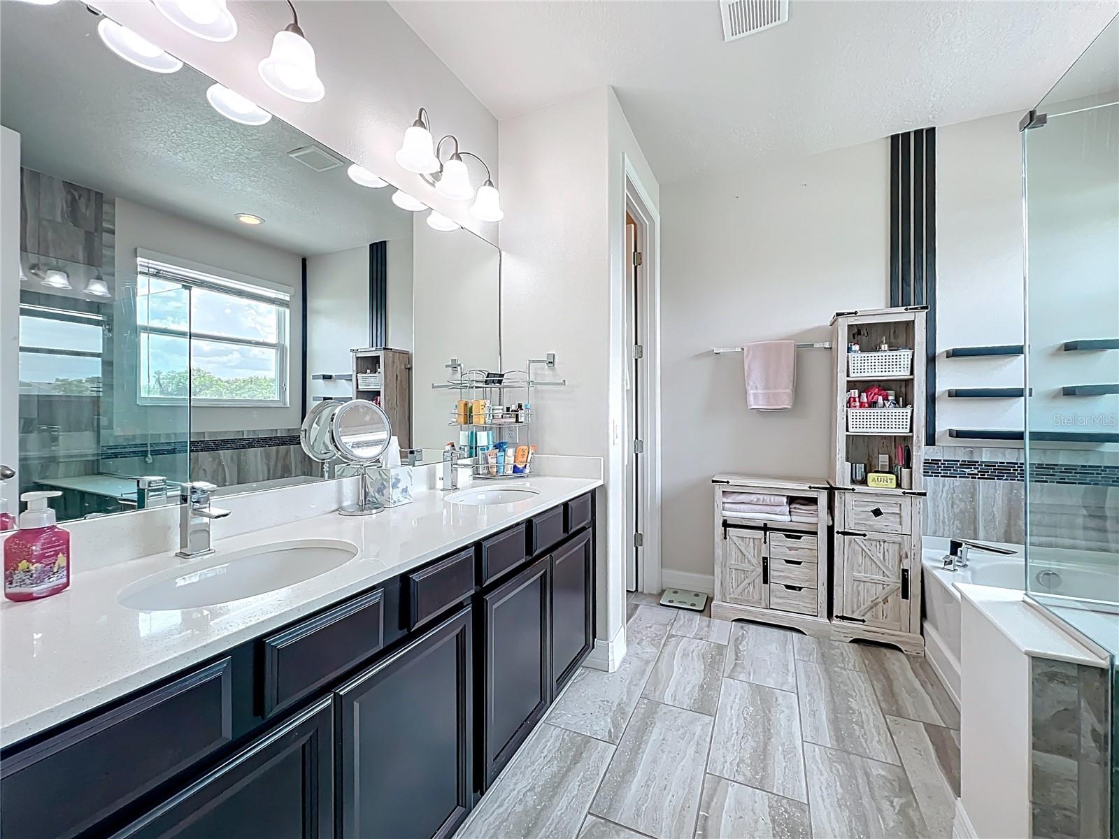 4993 SOUTHLAWN AVE, ORLANDO, FL, 32811