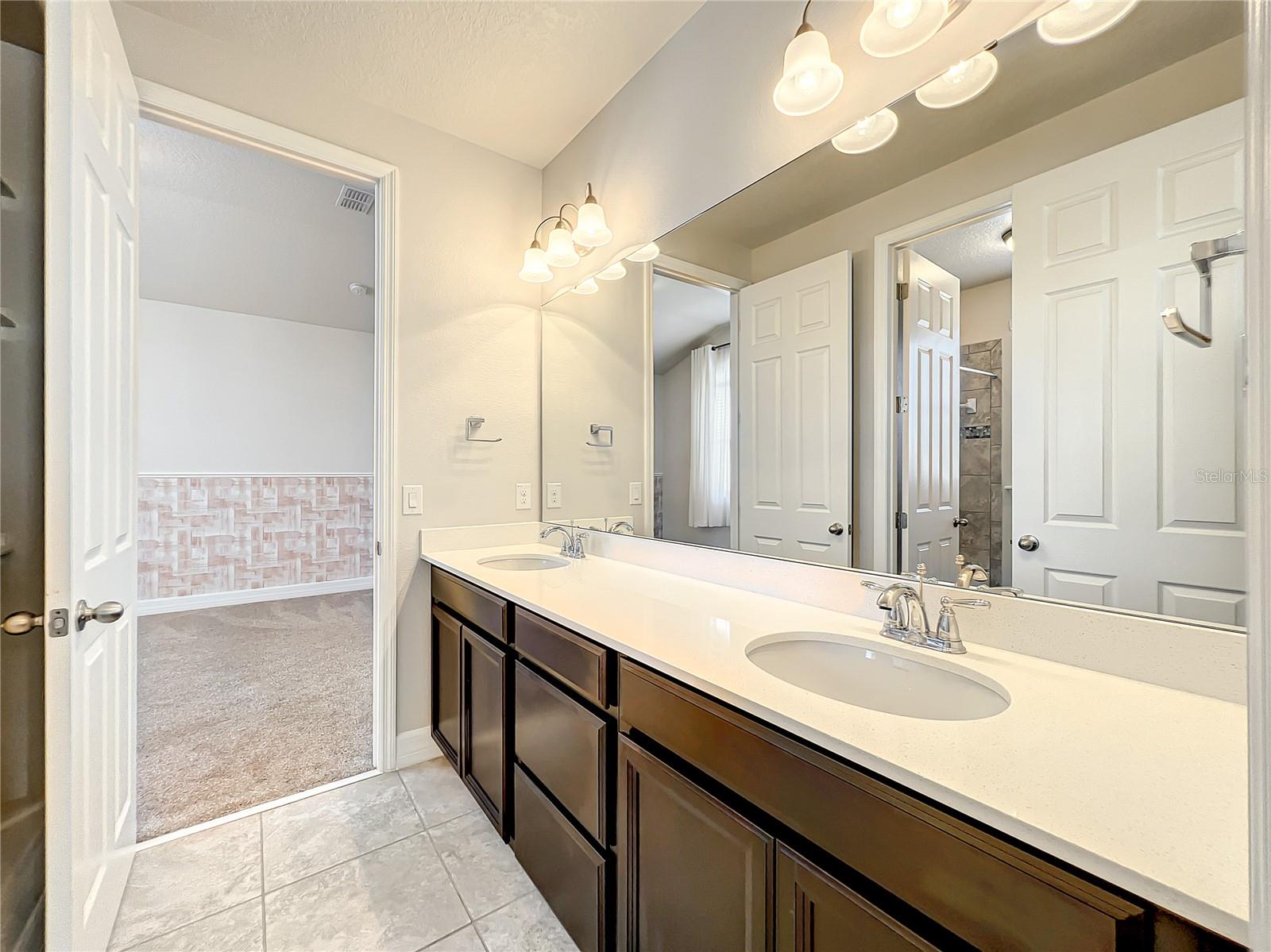 4993 SOUTHLAWN AVE, ORLANDO, FL, 32811