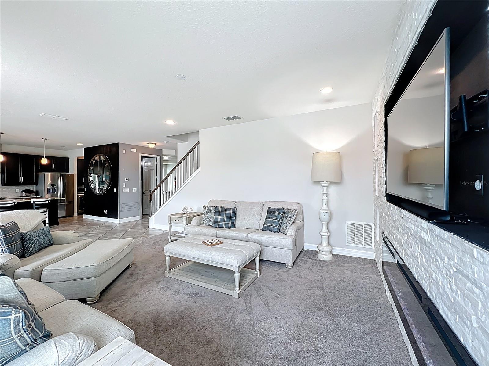 4993 SOUTHLAWN AVE, ORLANDO, FL, 32811