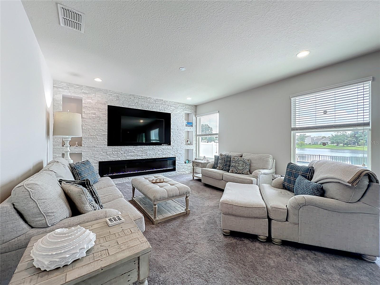 4993 SOUTHLAWN AVE, ORLANDO, FL, 32811