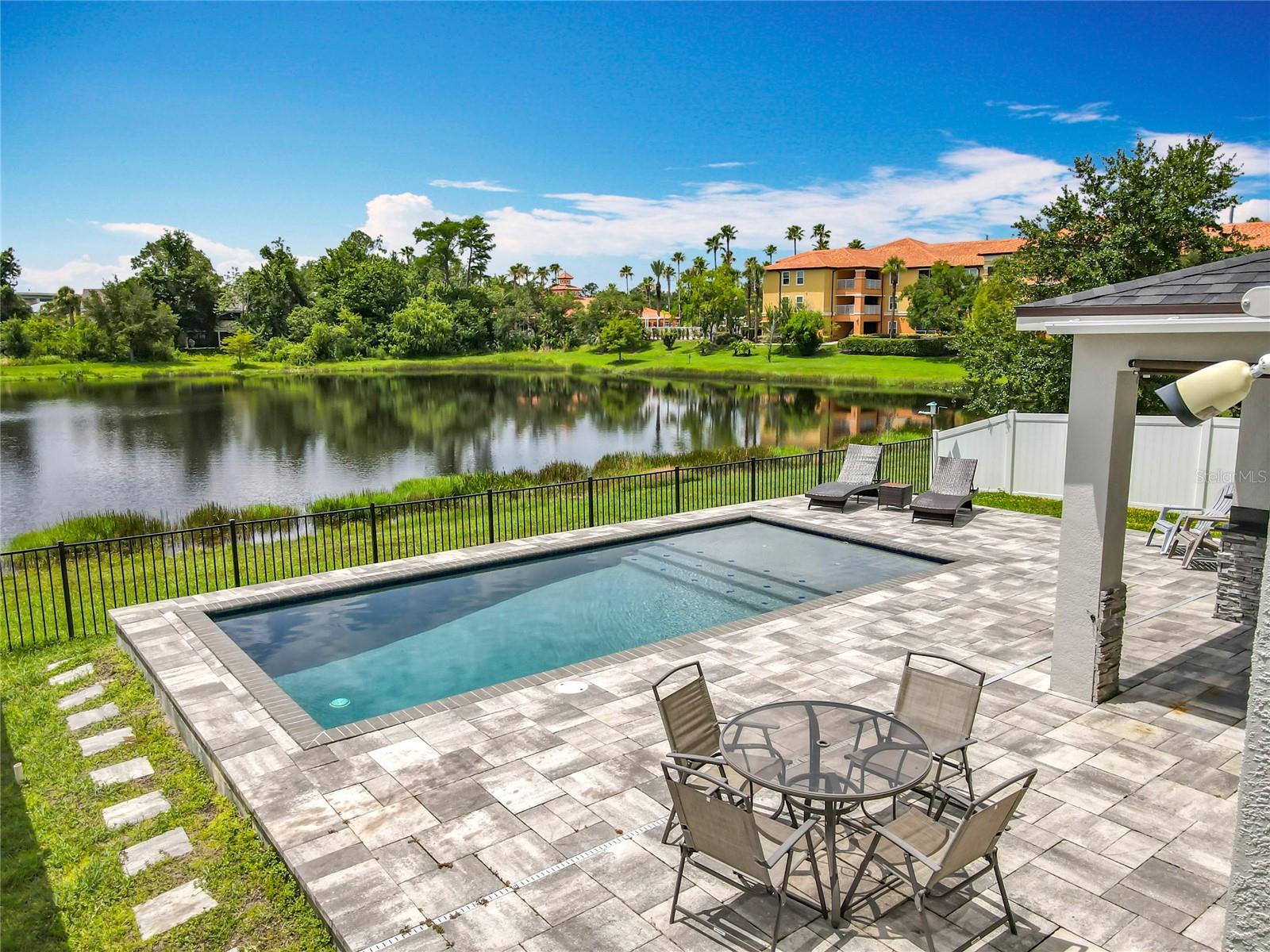 4993 SOUTHLAWN AVE, ORLANDO, FL, 32811