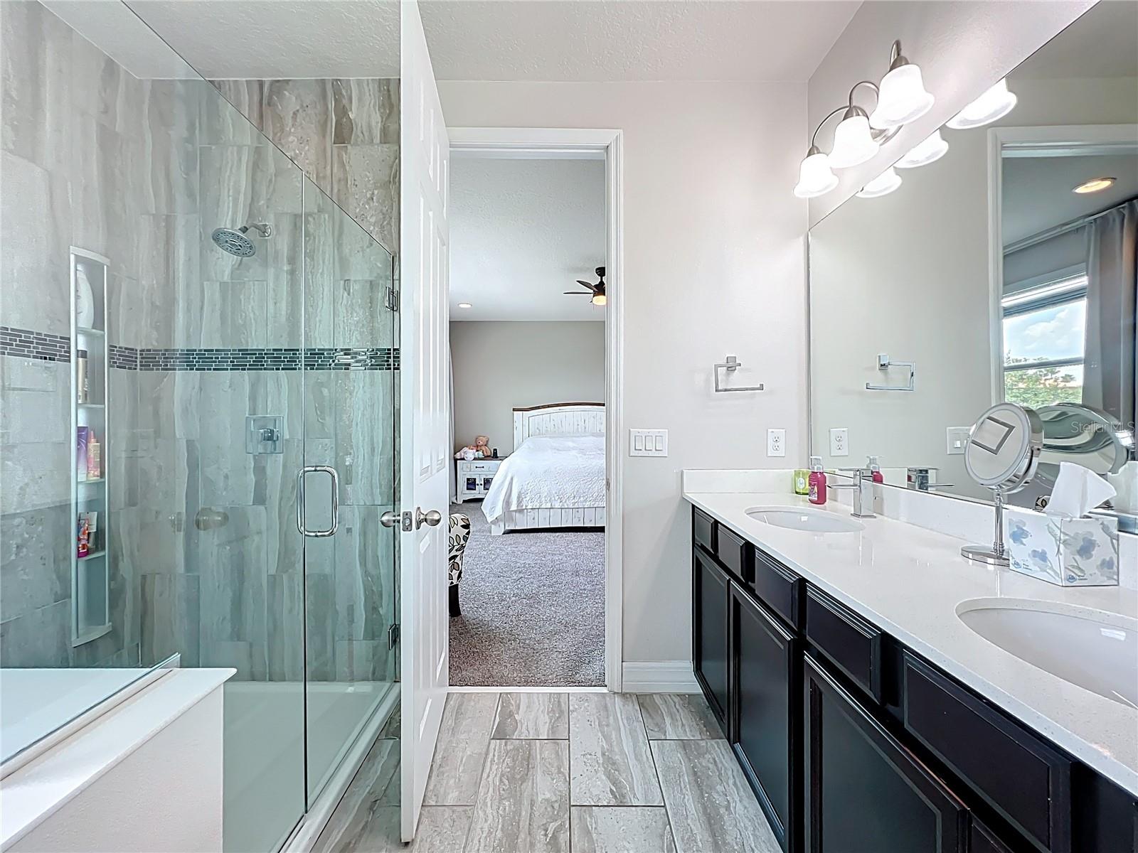 4993 SOUTHLAWN AVE, ORLANDO, FL, 32811