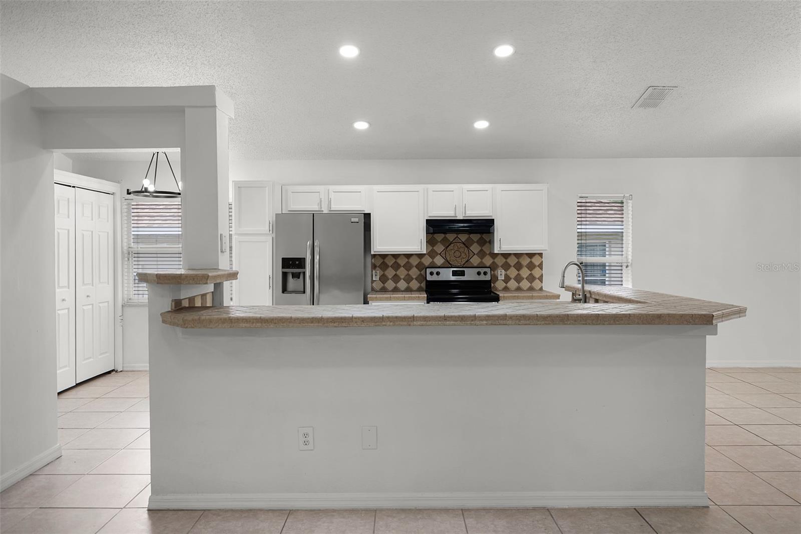 142 STONEGATE PASS, DAVENPORT, FL, 33897