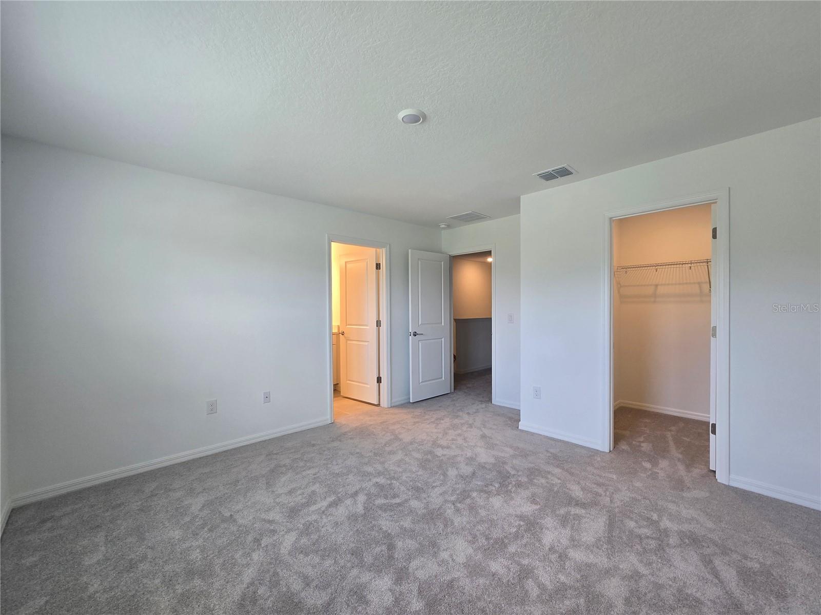 2073 HALLIER CV, WESLEY CHAPEL, FL, 33543