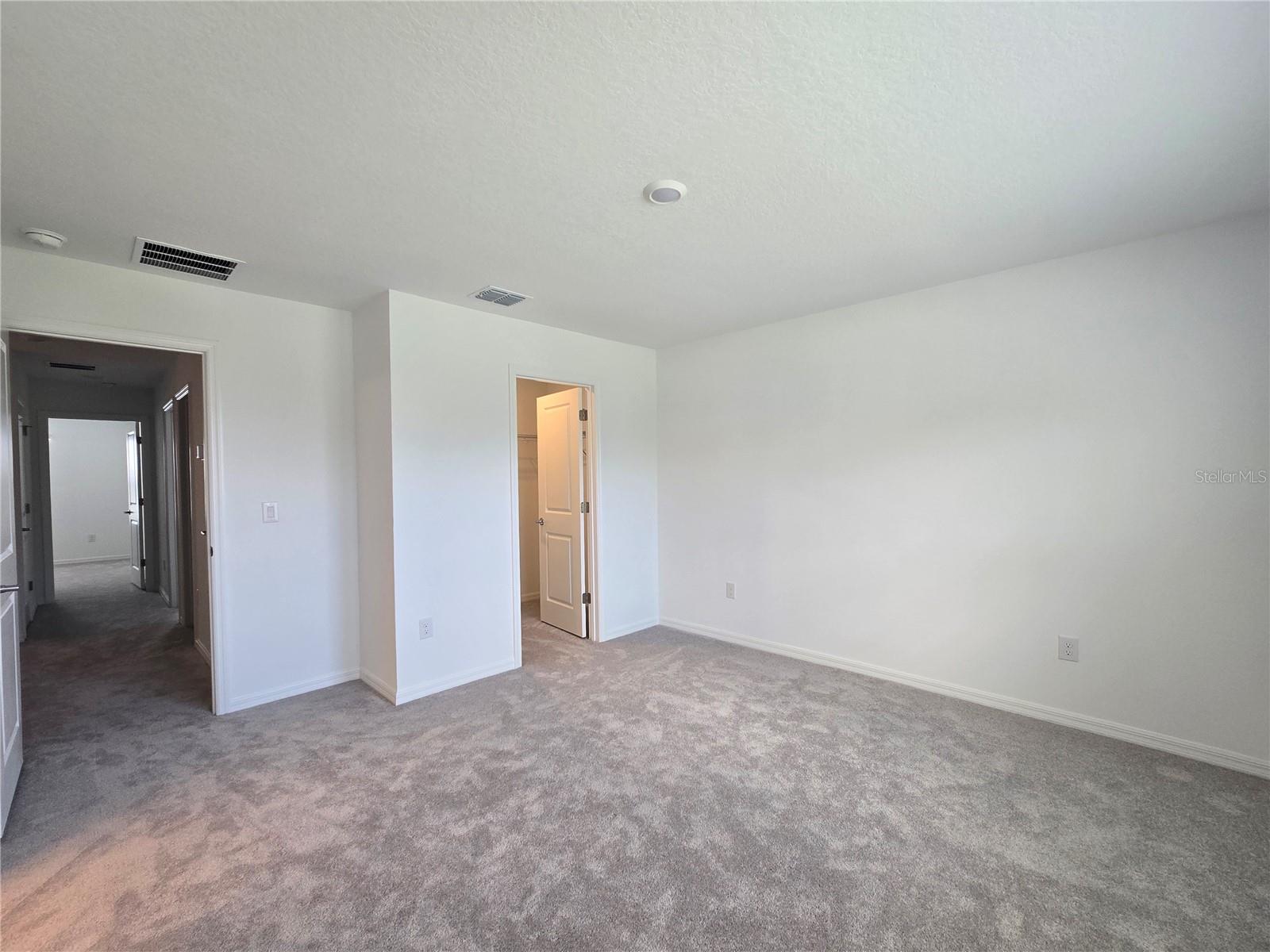 2073 HALLIER CV, WESLEY CHAPEL, FL, 33543