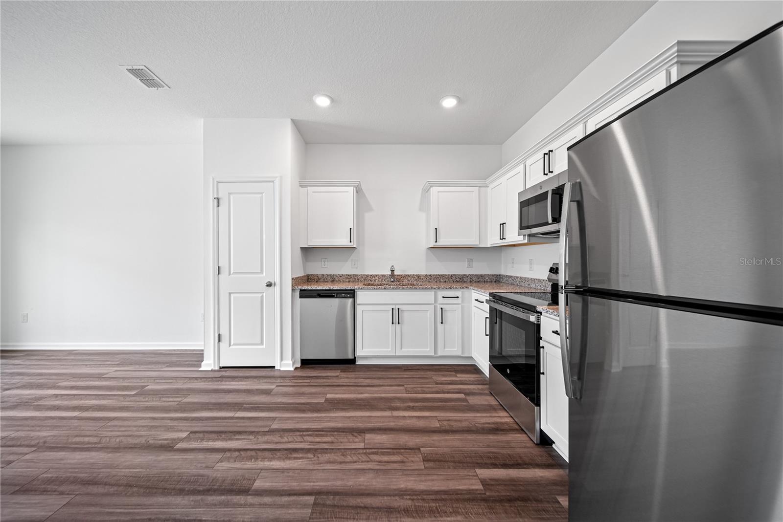 6171 CALLE OCHOA ST, ZEPHYRHILLS, FL, 33542