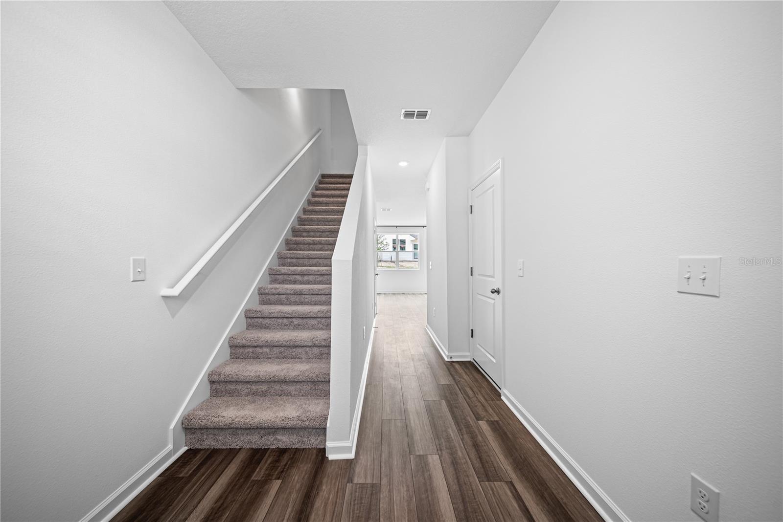 6171 CALLE OCHOA ST, ZEPHYRHILLS, FL, 33542