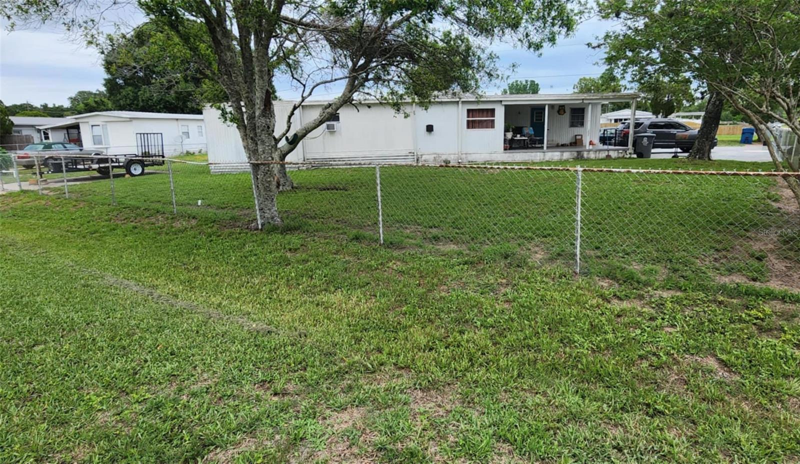 160 CENTER ST, OAK HILL, FL, 32759