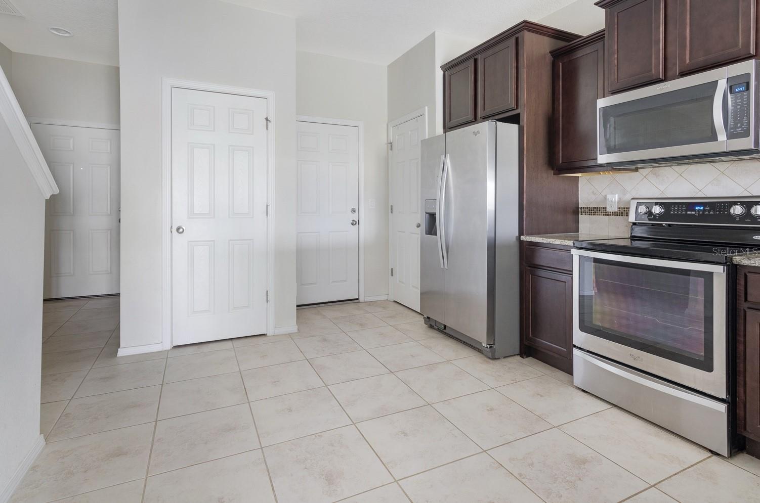 4770 WHITE SANDERLING CT, TAMPA, FL, 33619