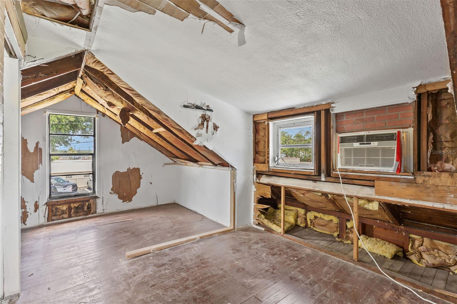 104 N PARK PL, EDGEWATER, FL, 32132