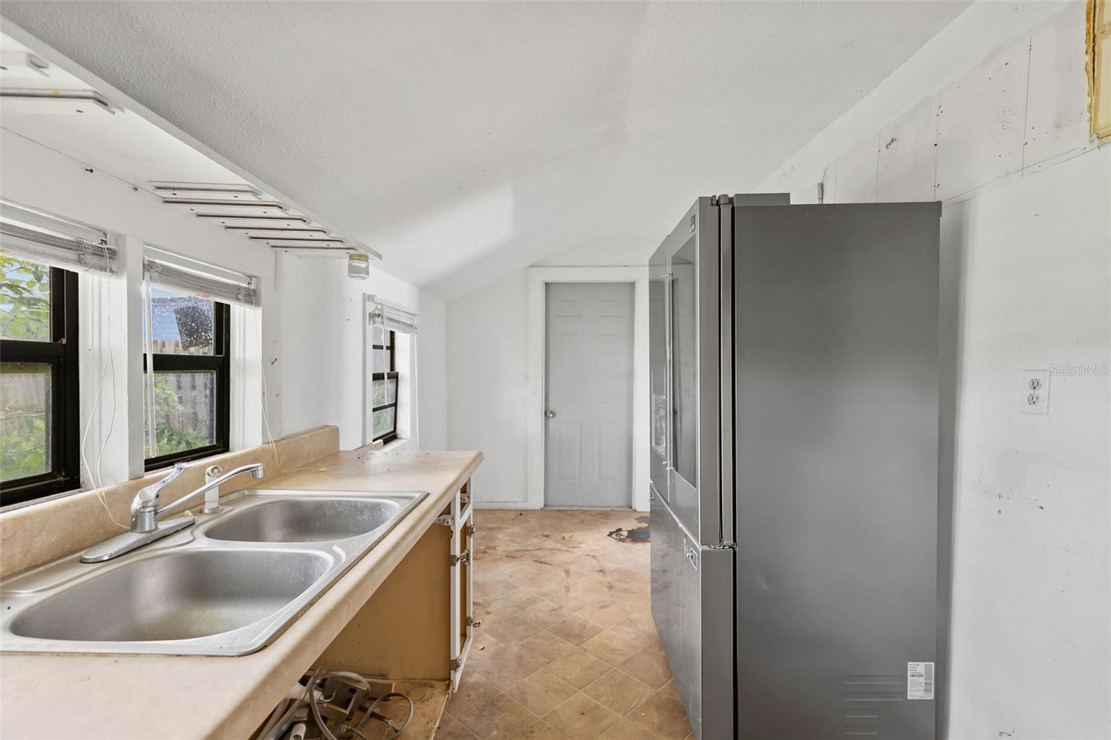 104 N PARK PL, EDGEWATER, FL, 32132