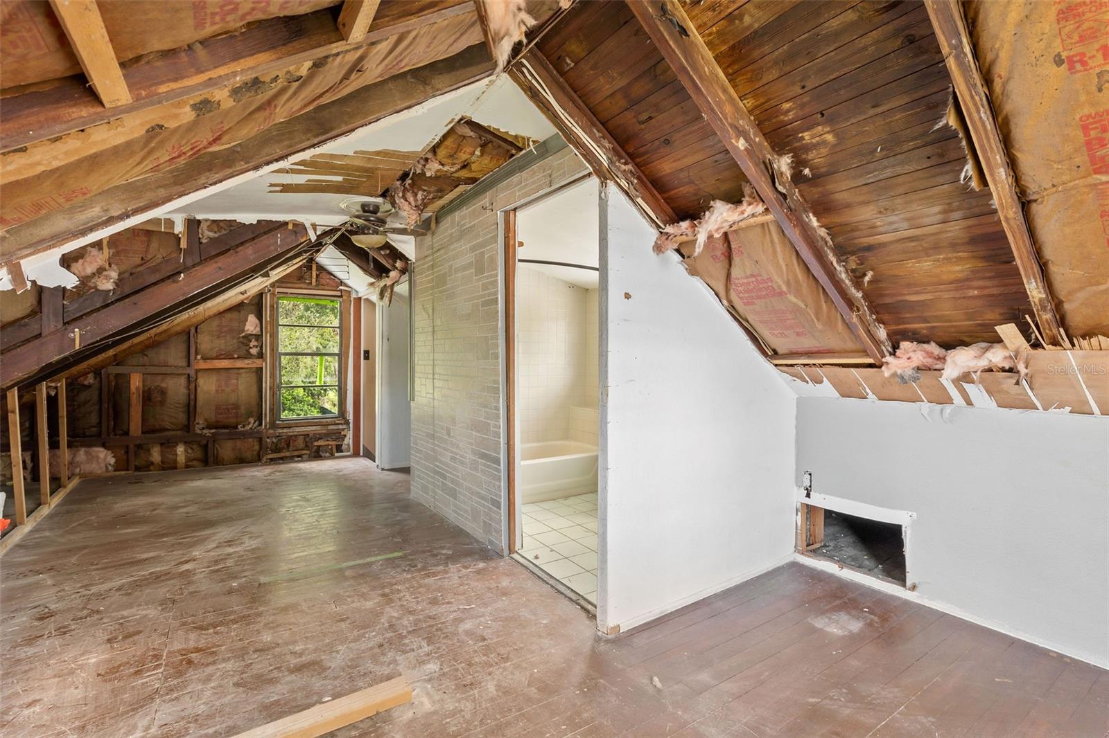 104 N PARK PL, EDGEWATER, FL, 32132