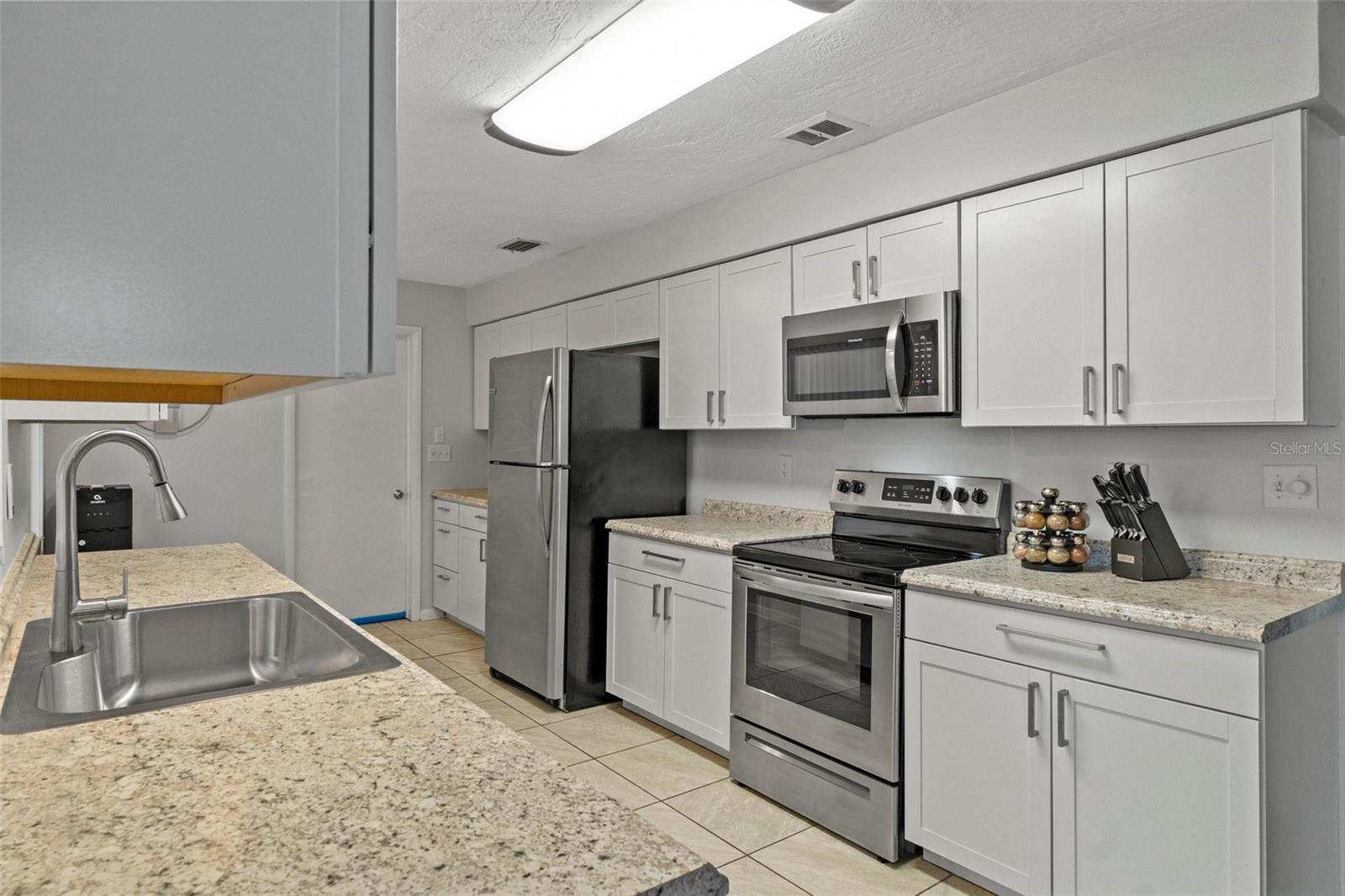 3 CLIFFORD DR, BEVERLY HILLS, FL, 34465