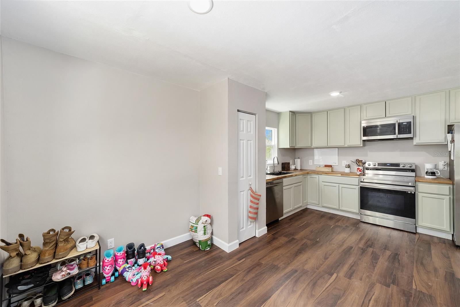 191 SE 148TH AVE, WILLISTON, FL, 32696