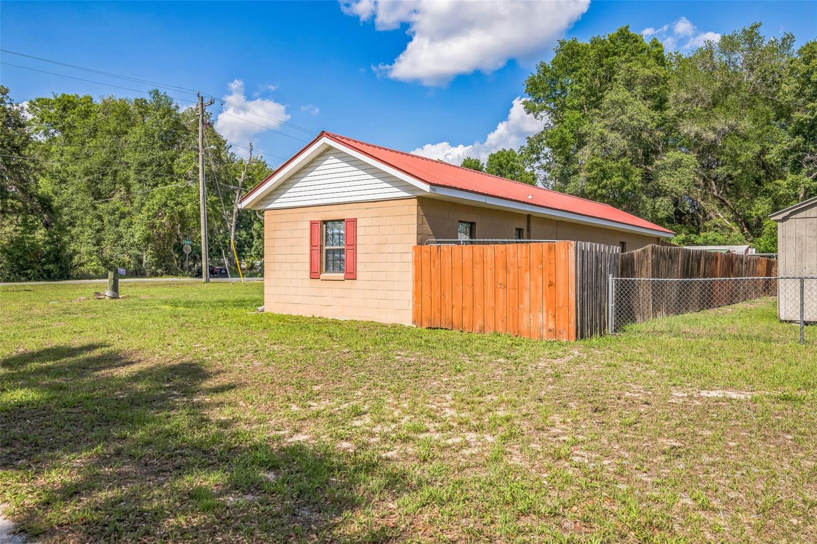 16750 E FORT KING ST, SILVER SPRINGS, FL, 34488
