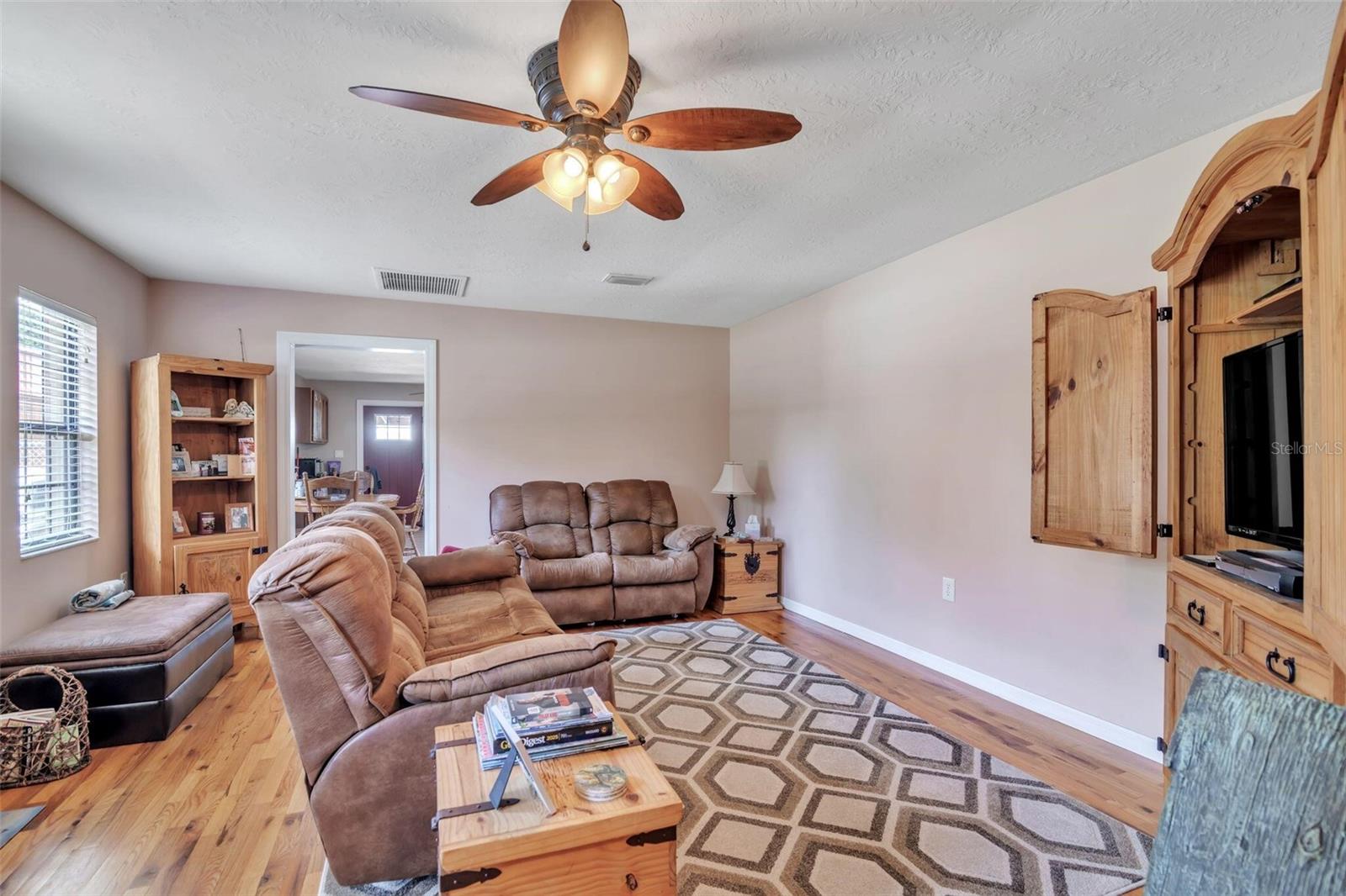 16750 E FORT KING ST, SILVER SPRINGS, FL, 34488