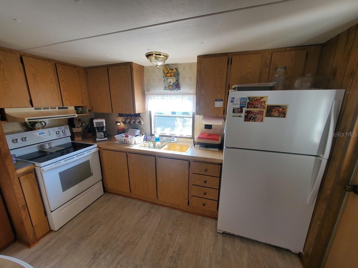 TB8392757 Property Photo