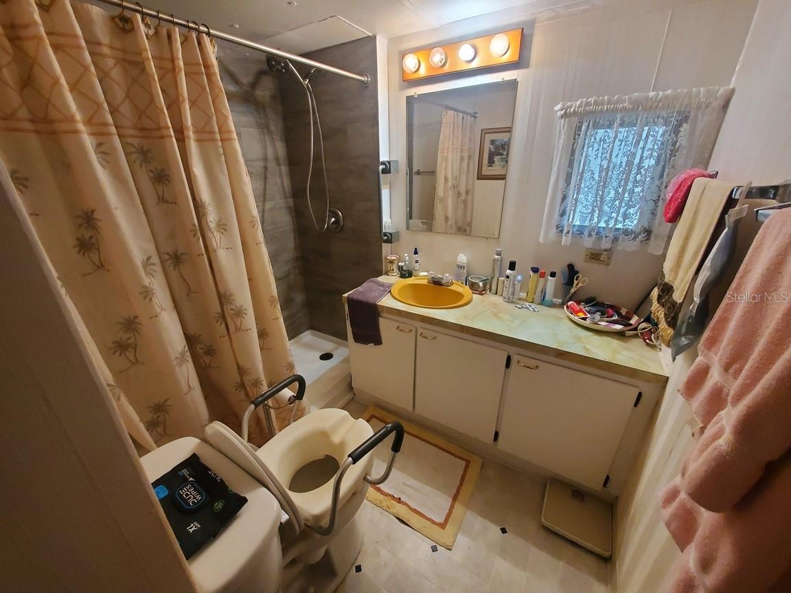 TB8392757 Property Photo