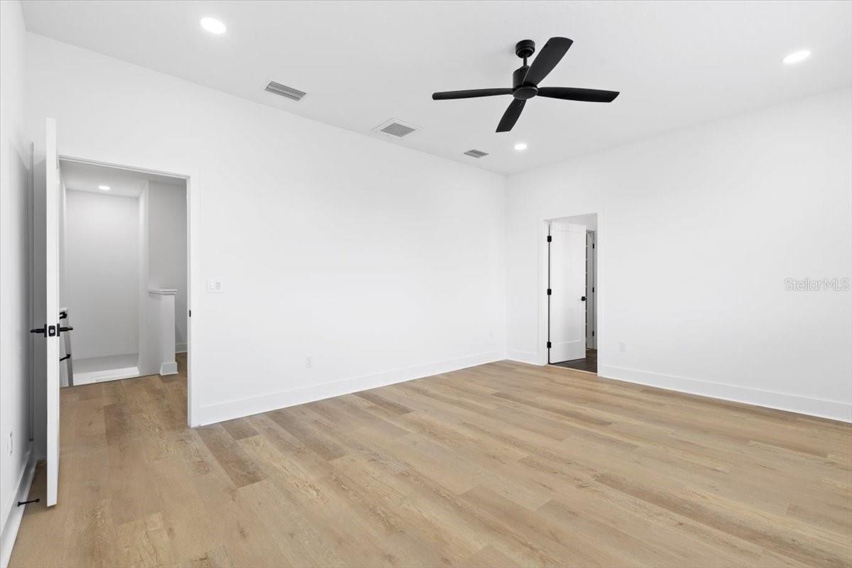 2608 W COLUMBUS DR #2, TAMPA, FL, 33607