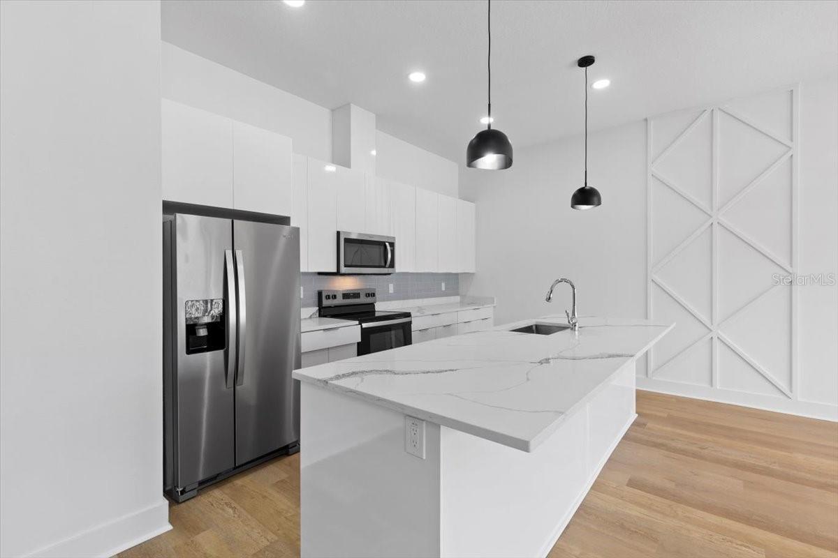 2608 W COLUMBUS DR #2, TAMPA, FL, 33607