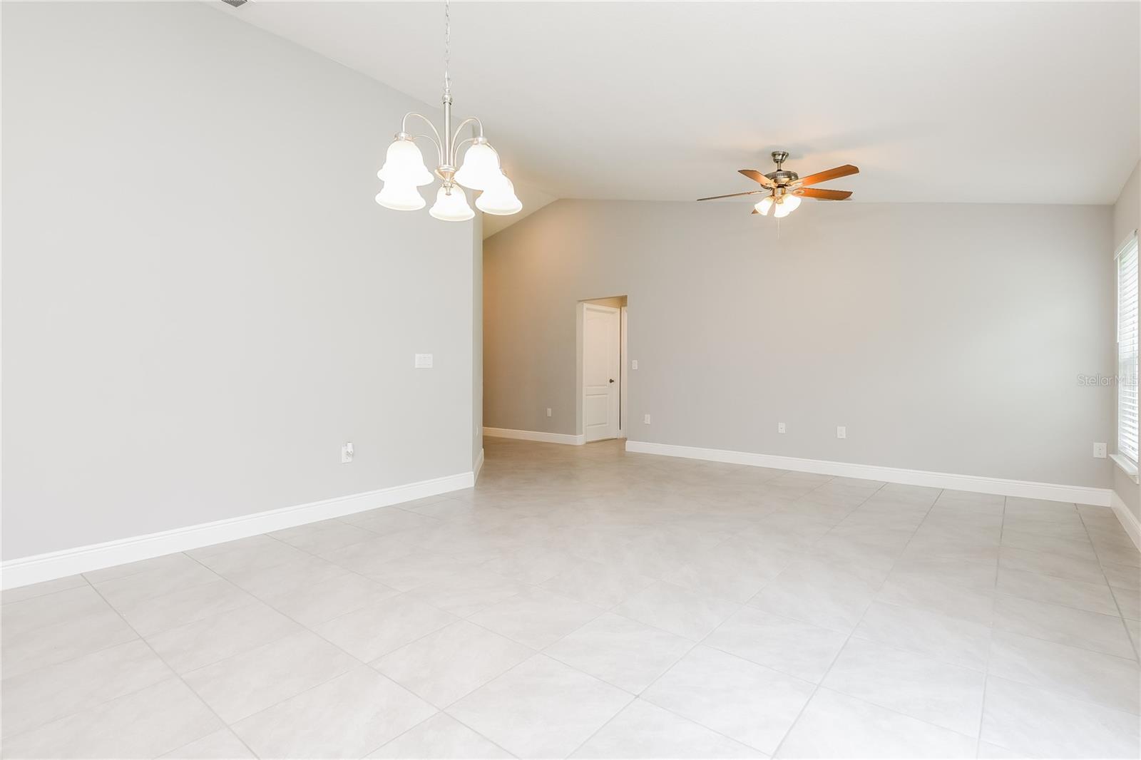 522 BRISTOL CIR, KISSIMMEE, FL, 34758