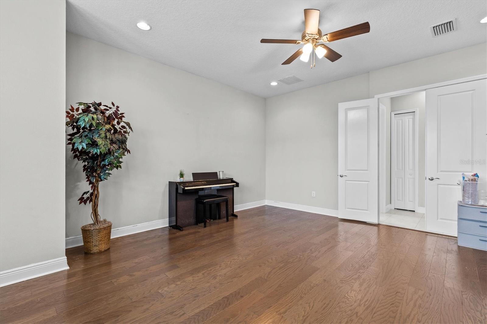 2724 COCO PALM CIR, WESLEY CHAPEL, FL, 33543