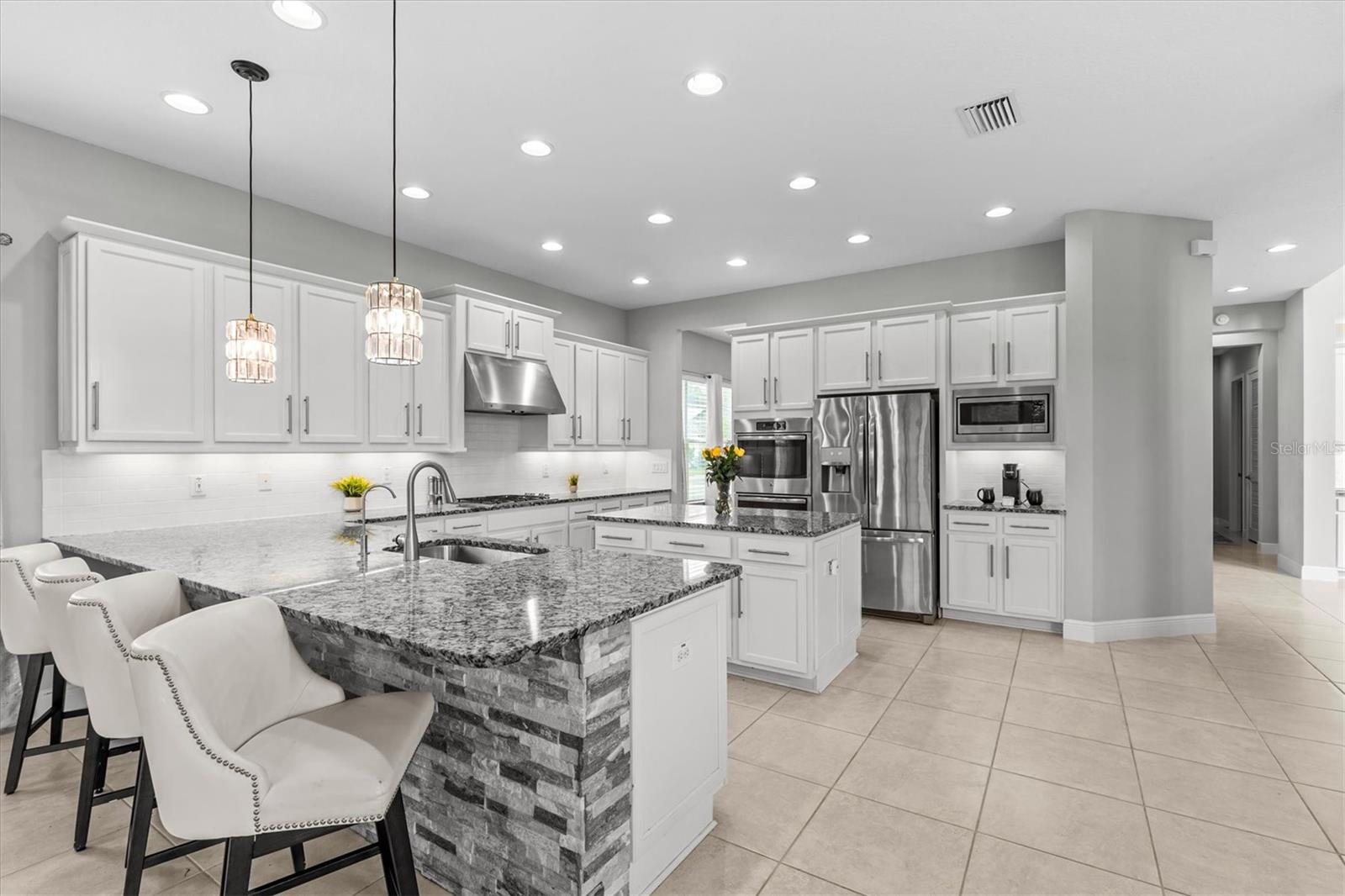 2724 COCO PALM CIR, WESLEY CHAPEL, FL, 33543