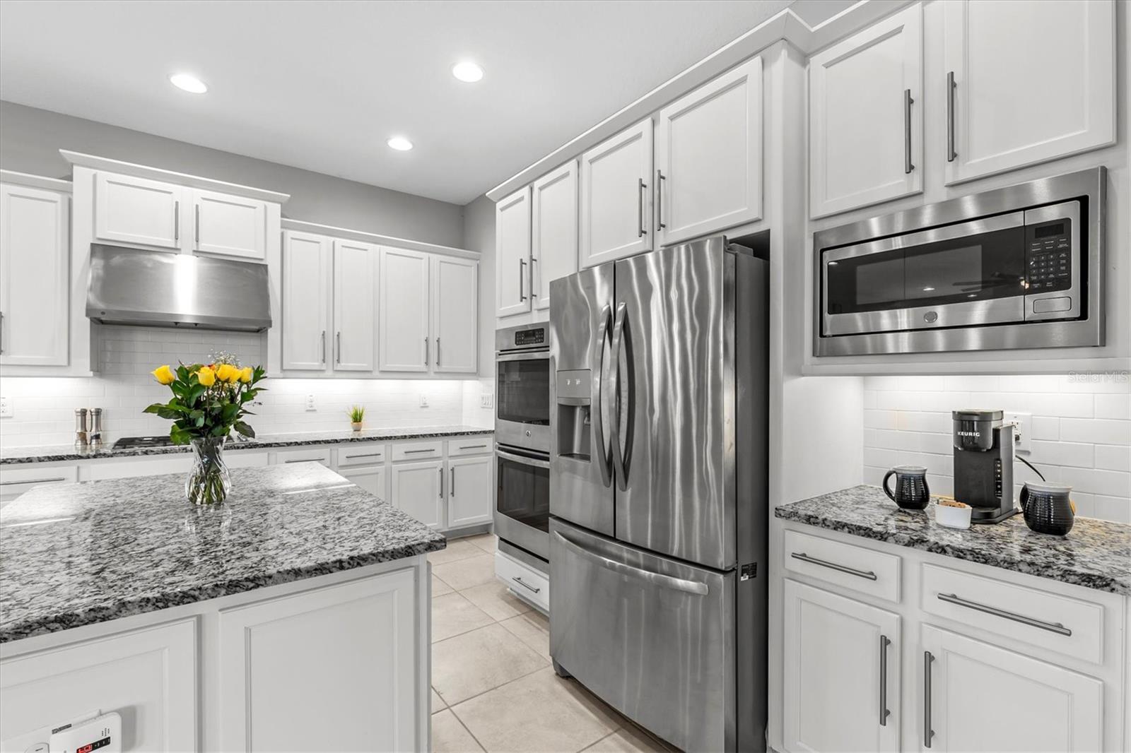 2724 COCO PALM CIR, WESLEY CHAPEL, FL, 33543