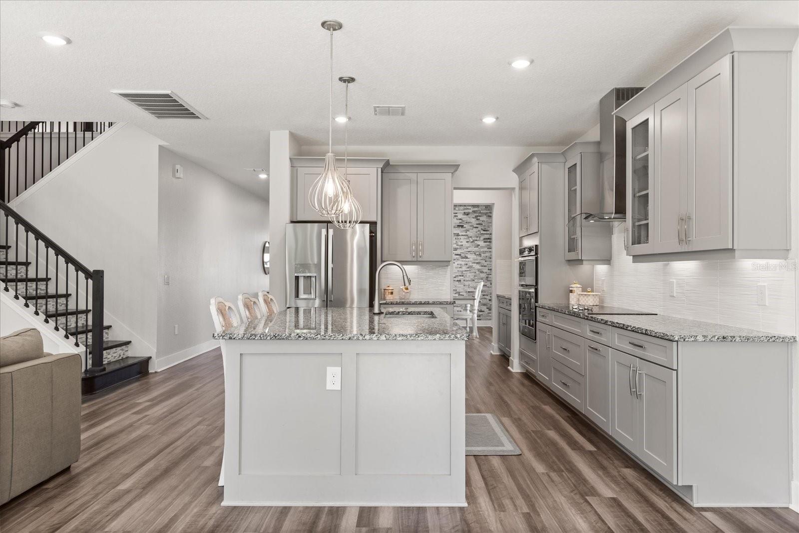 2340 STANDING ROCK CIR, OAKLAND, FL, 34787