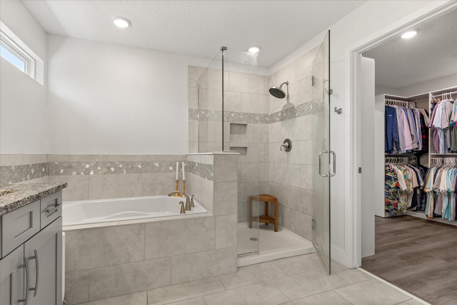 2340 STANDING ROCK CIR, OAKLAND, FL, 34787