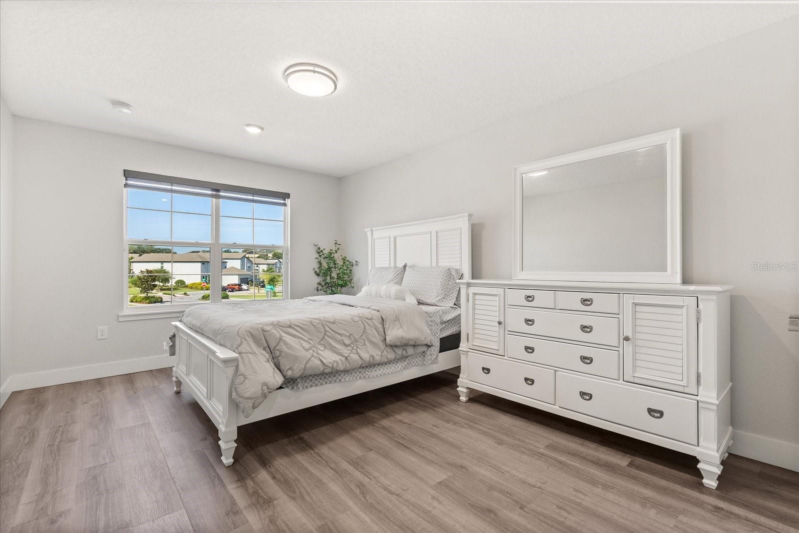 2340 STANDING ROCK CIR, OAKLAND, FL, 34787