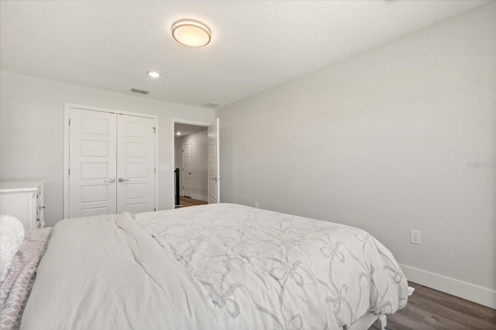 2340 STANDING ROCK CIR, OAKLAND, FL, 34787