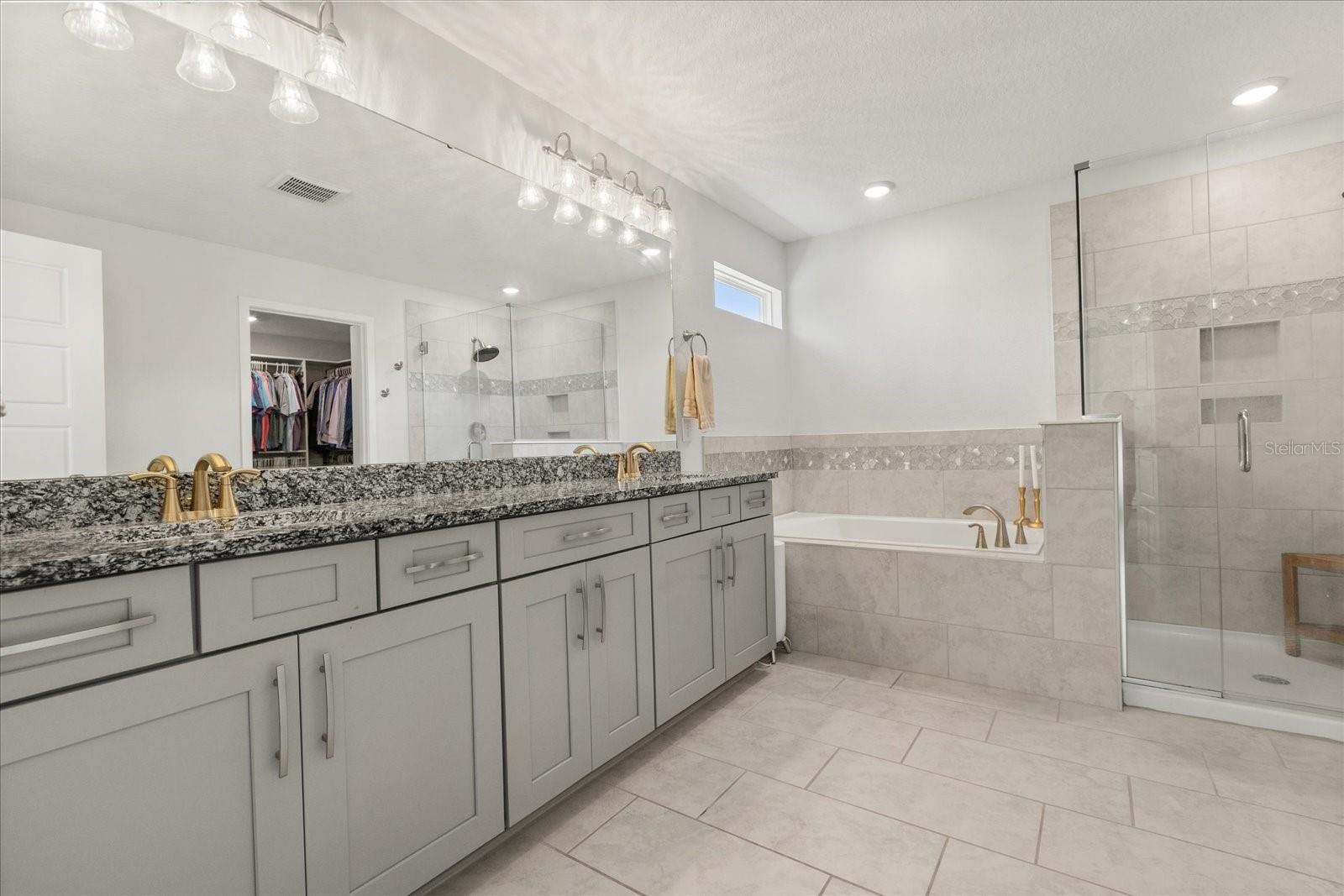 2340 STANDING ROCK CIR, OAKLAND, FL, 34787