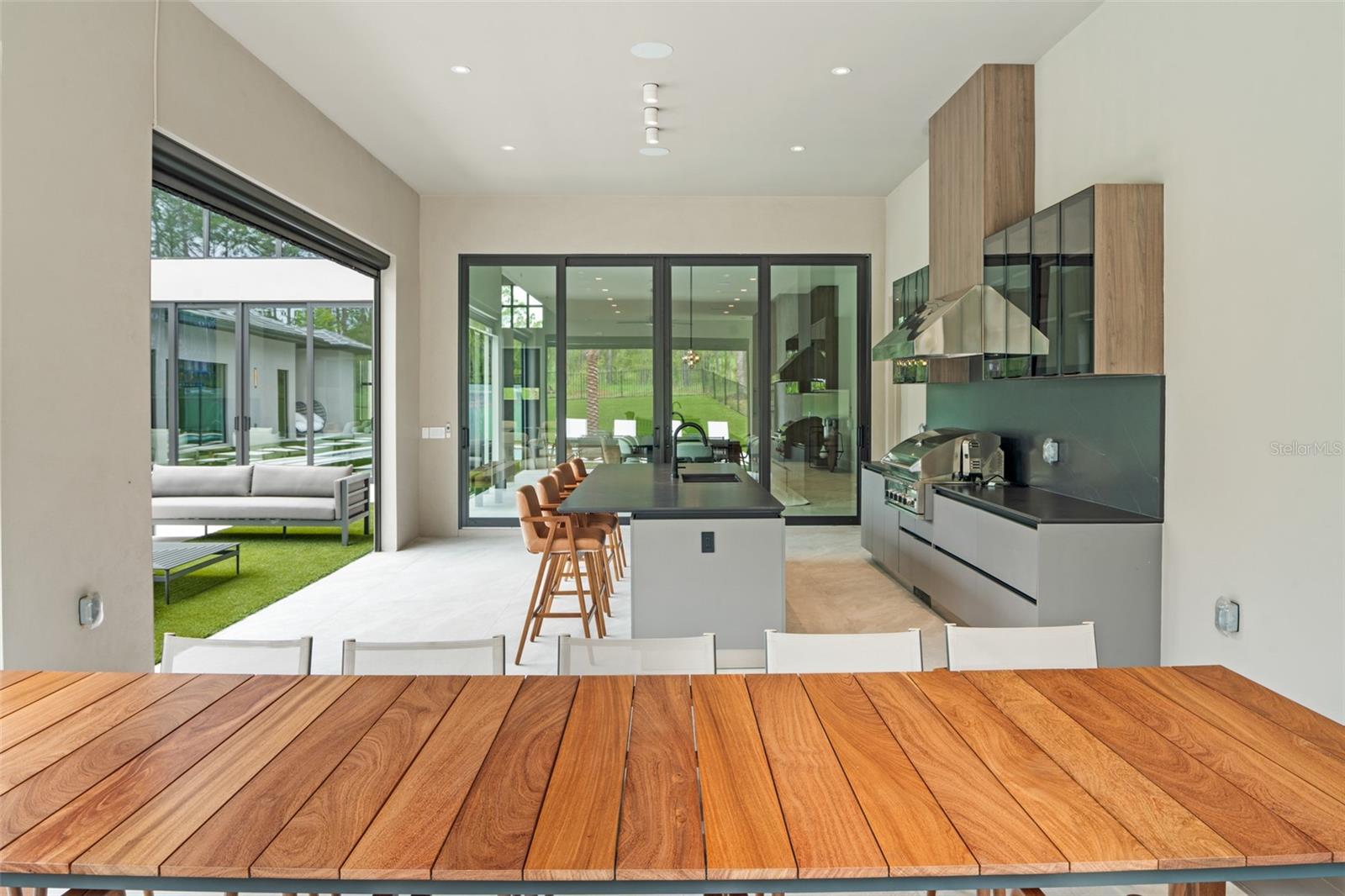 G5097848 Property Photo