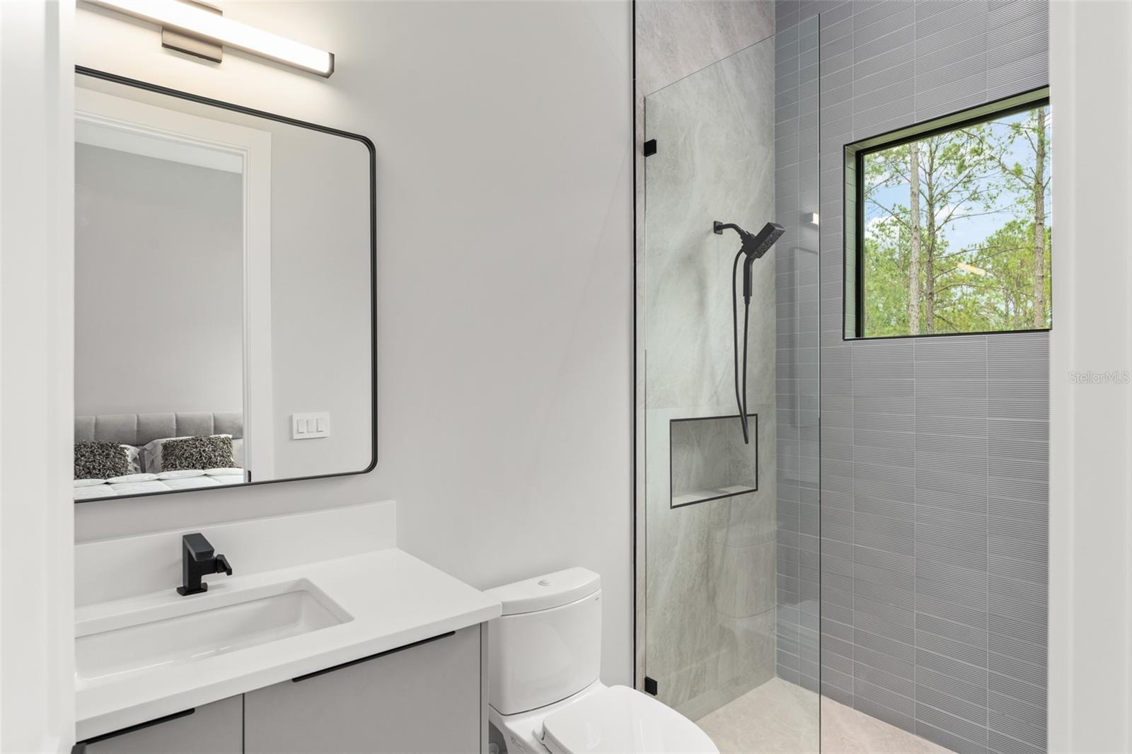 G5097848 Property Photo