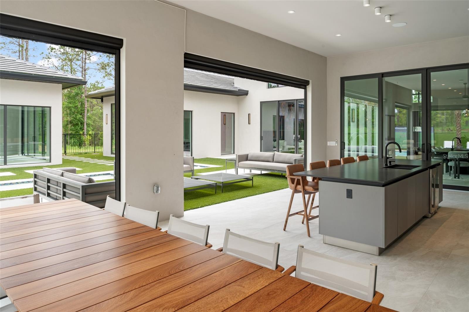 G5097848 Property Photo