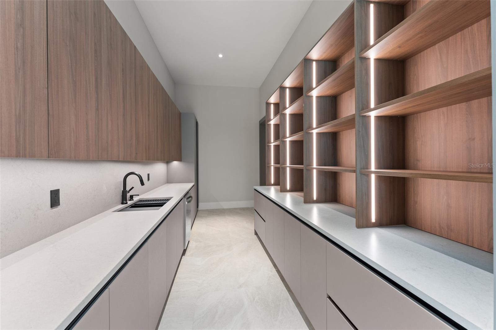 G5097848 Property Photo