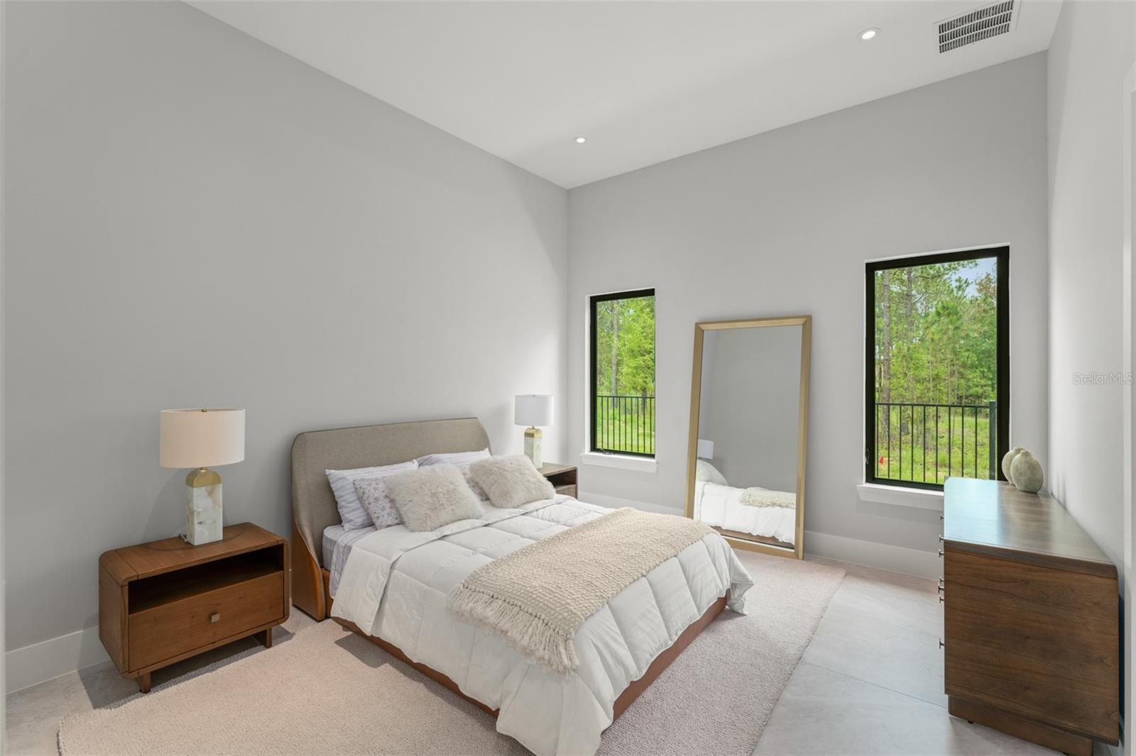 G5097848 Property Photo