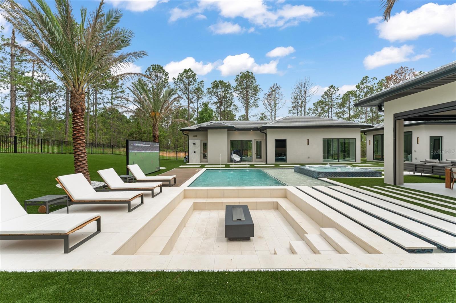 G5097848 Property Photo