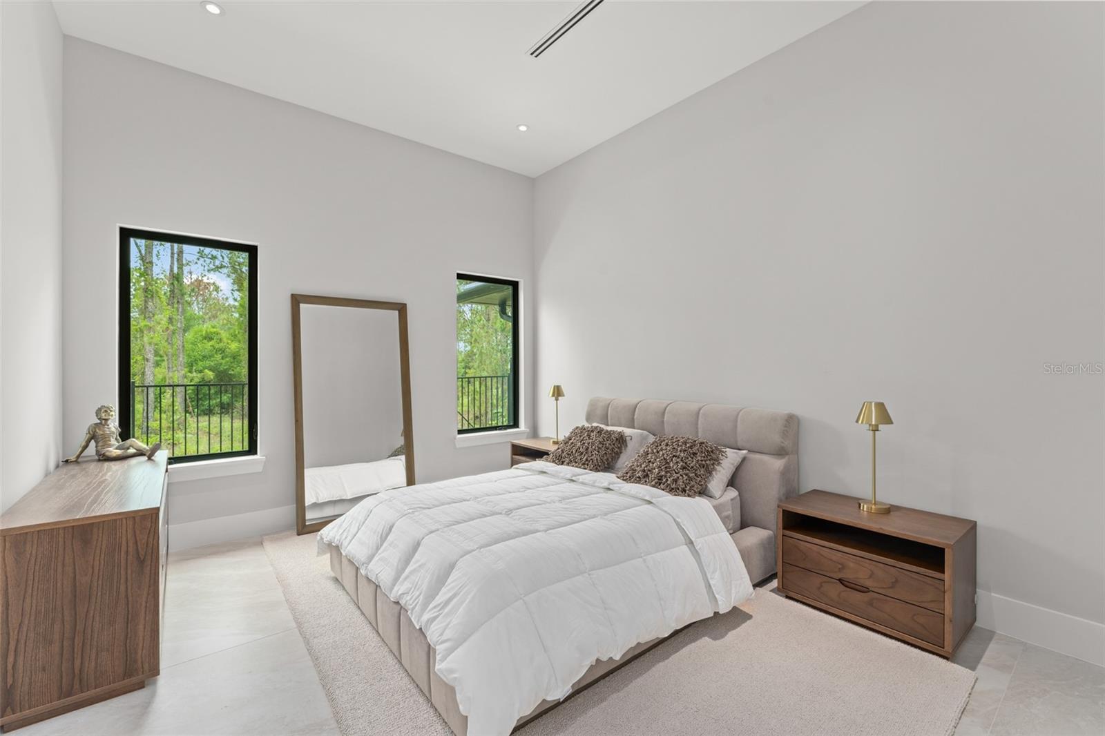 G5097848 Property Photo