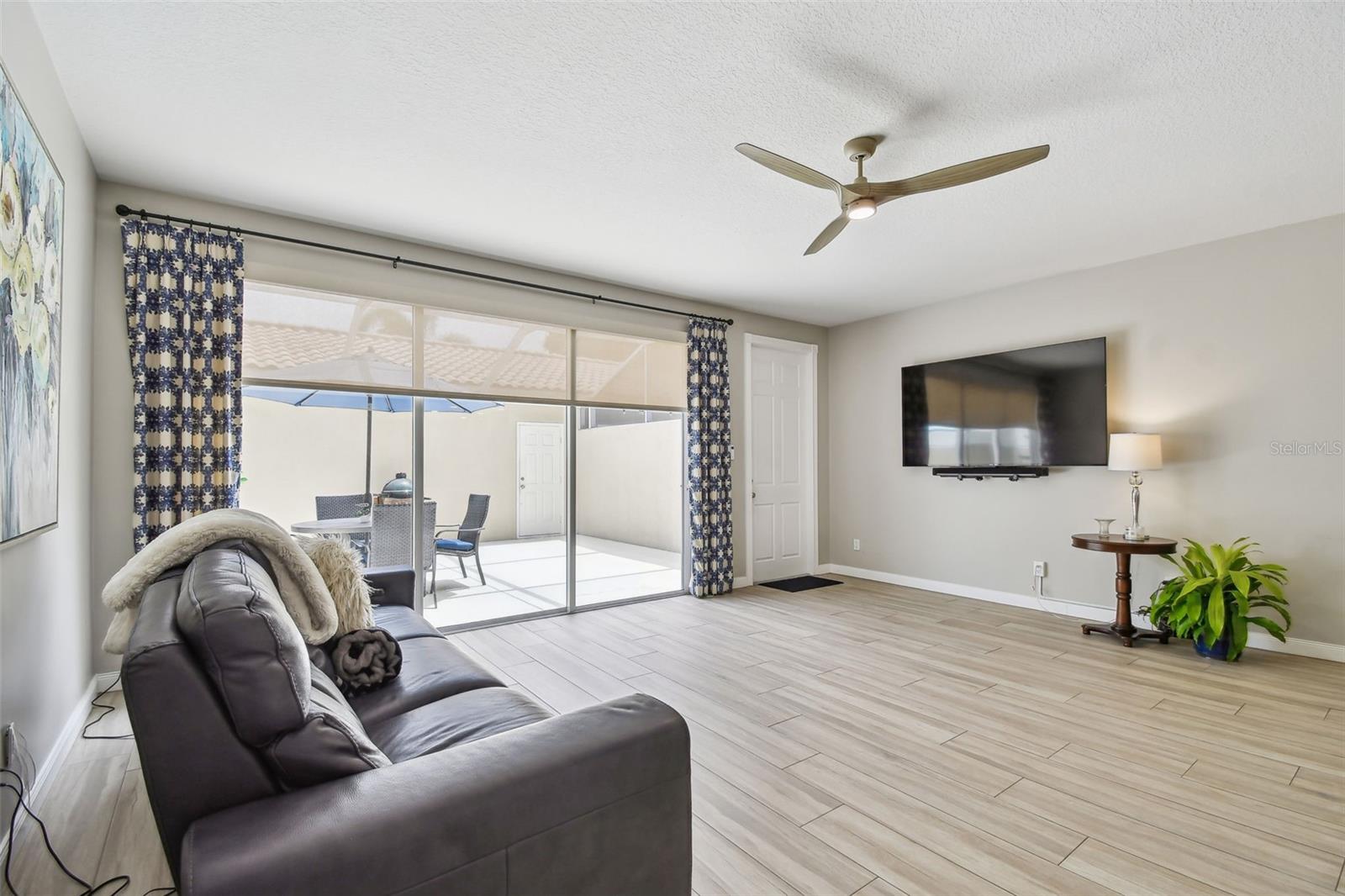 A4654724 Property Photo
