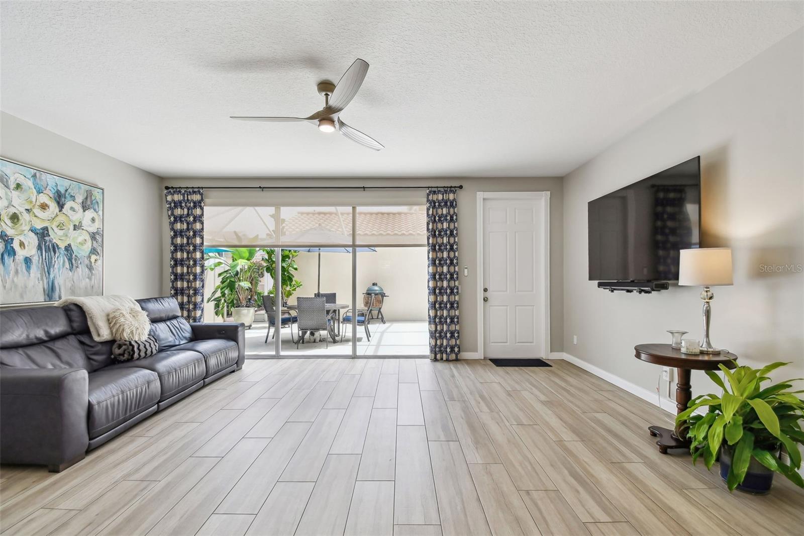 A4654724 Property Photo