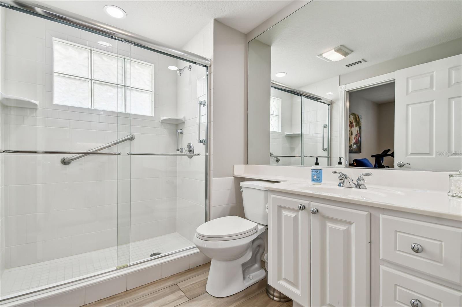 A4654724 Property Photo