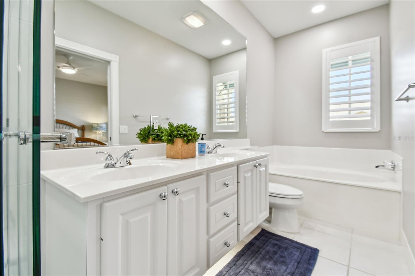 A4654724 Property Photo