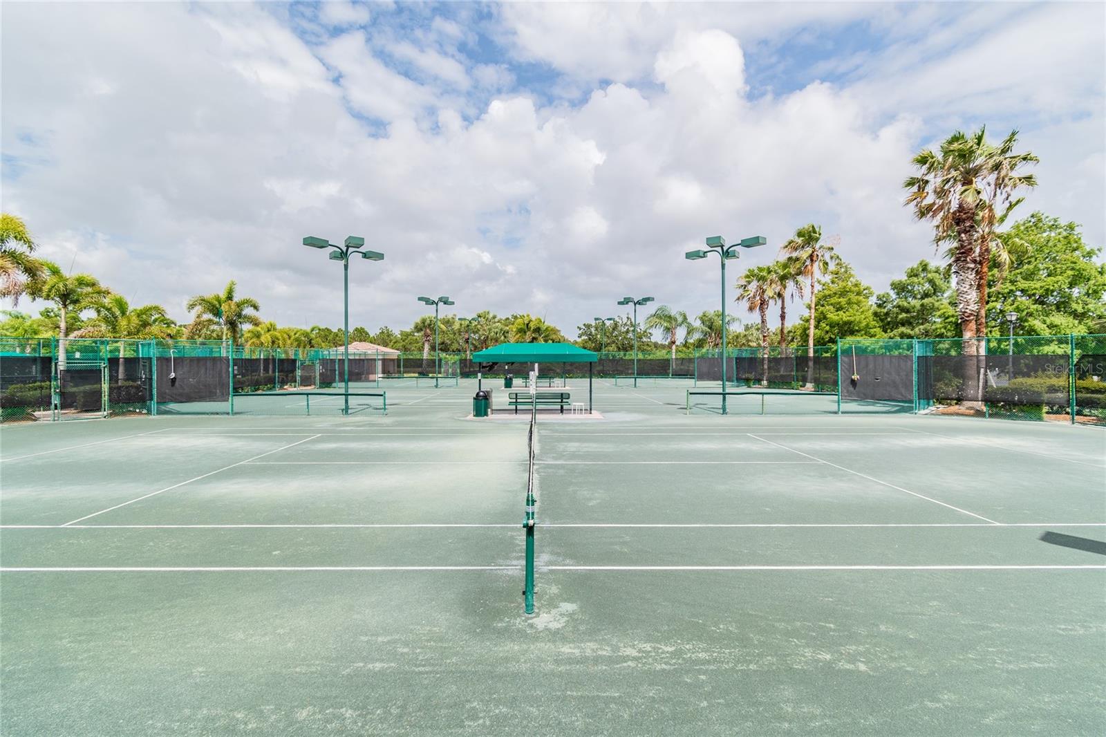 A4654724 Property Photo